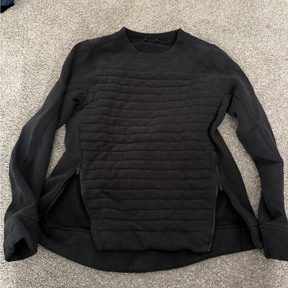 Lululemon Black Quilted sweatshirt